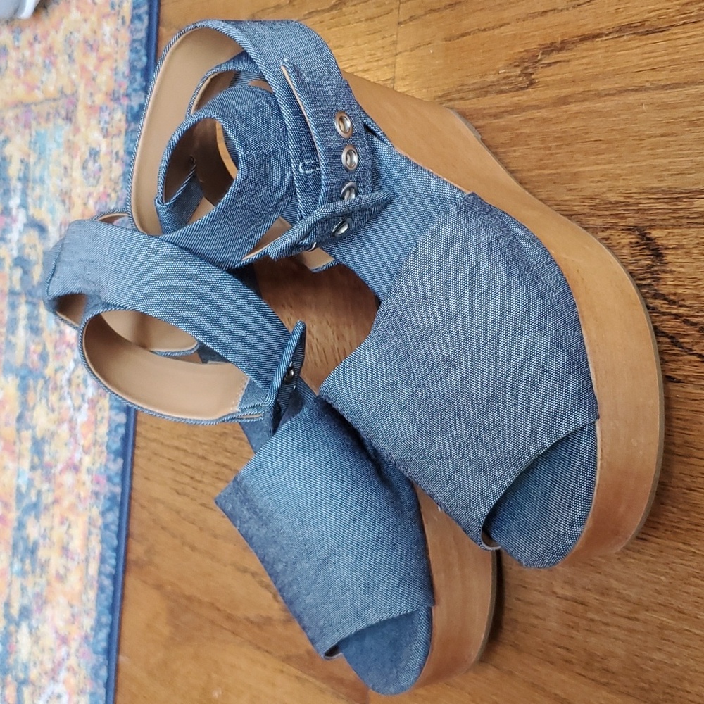 Gap Chambray Wedge Sandals Size 39